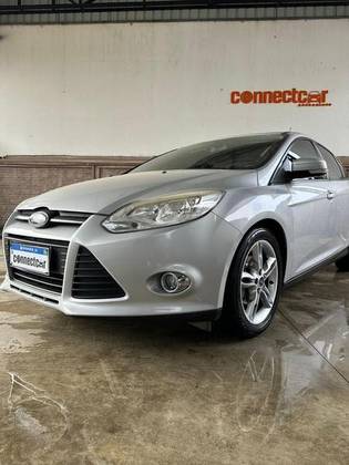 FORD FOCUS 2.0 SE 16V FLEX 4P POWERSHIFT FORD FOCUS 2.0 SE 16V FLEX 4P POWERSHIFT